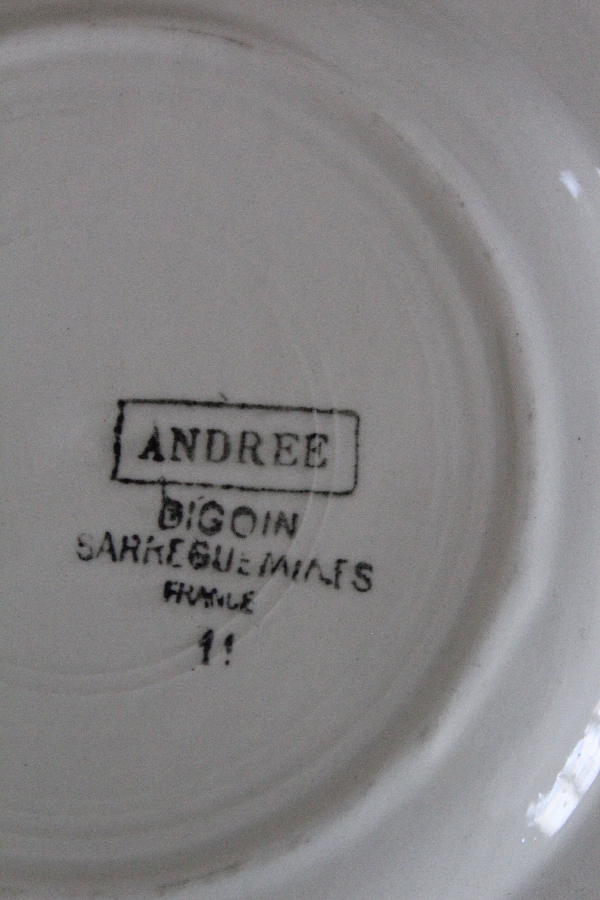 8 dessert plates, Digoin - Model Andrée