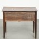 Table basse anglaise antique de style lowboy du XVIIIe siècle en chêne.