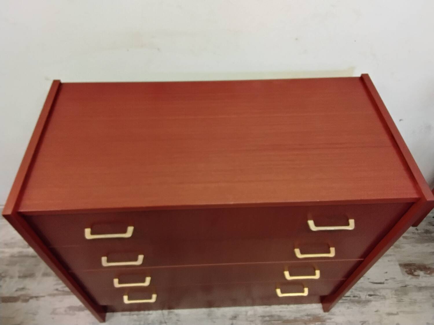 Vintage chest of drawers