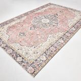 Red & Navy Blue Oriental Persian Rug, 207x315Cm