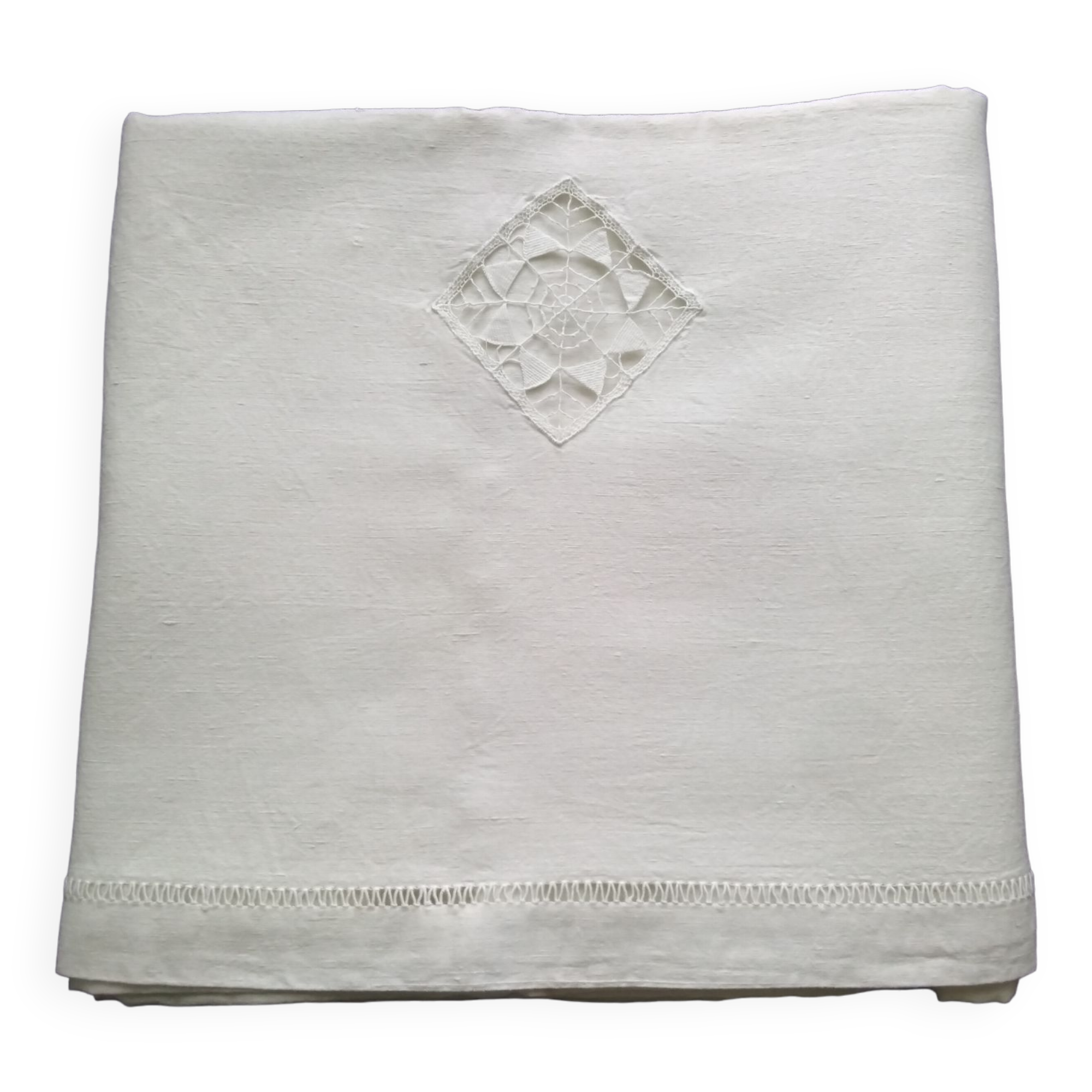 Antique sheet in mestizo with days and embroidery 1.85 x 3.10 m