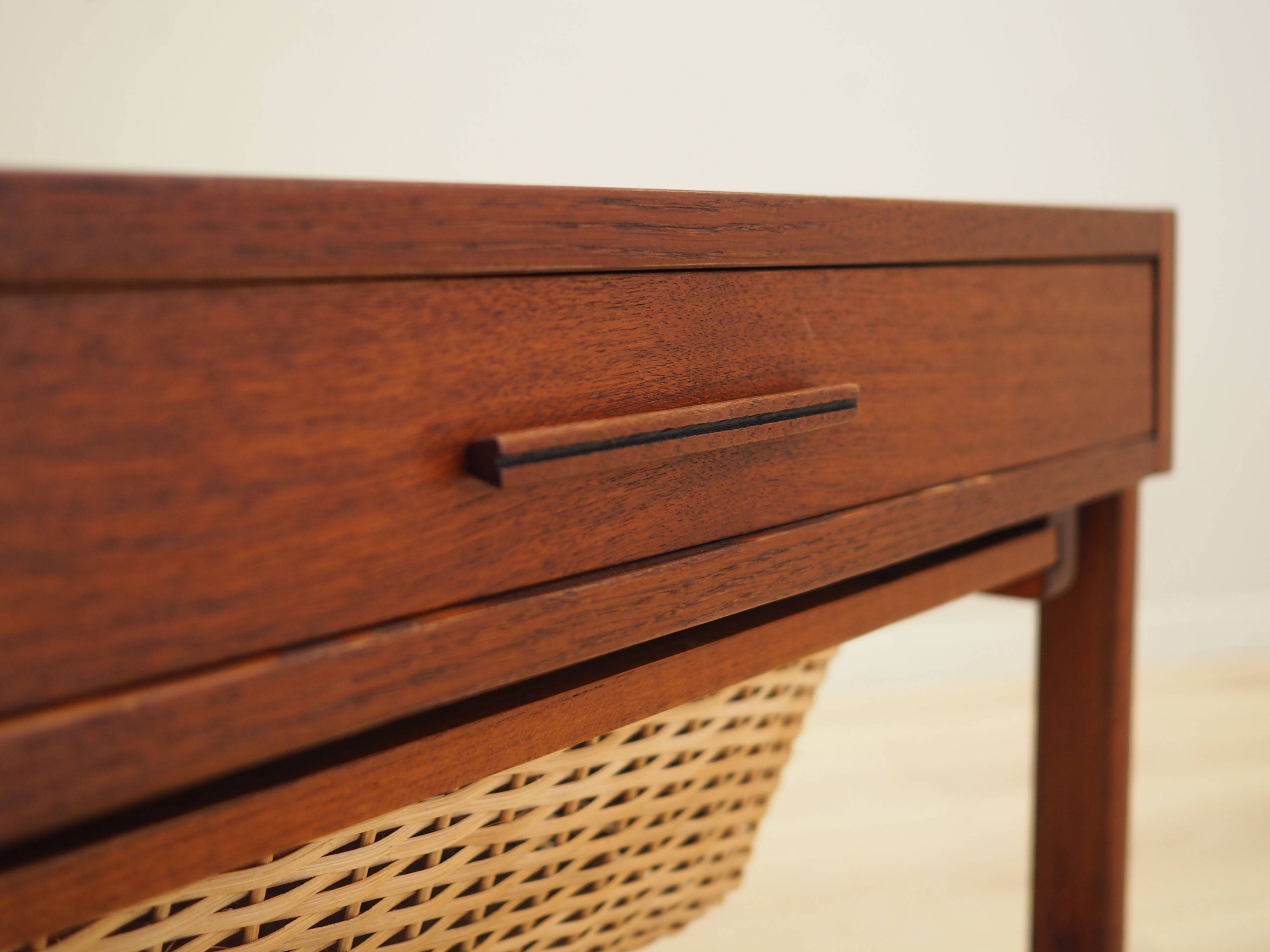 Teak coffee table, Danish design, 1970s, production: Denmark