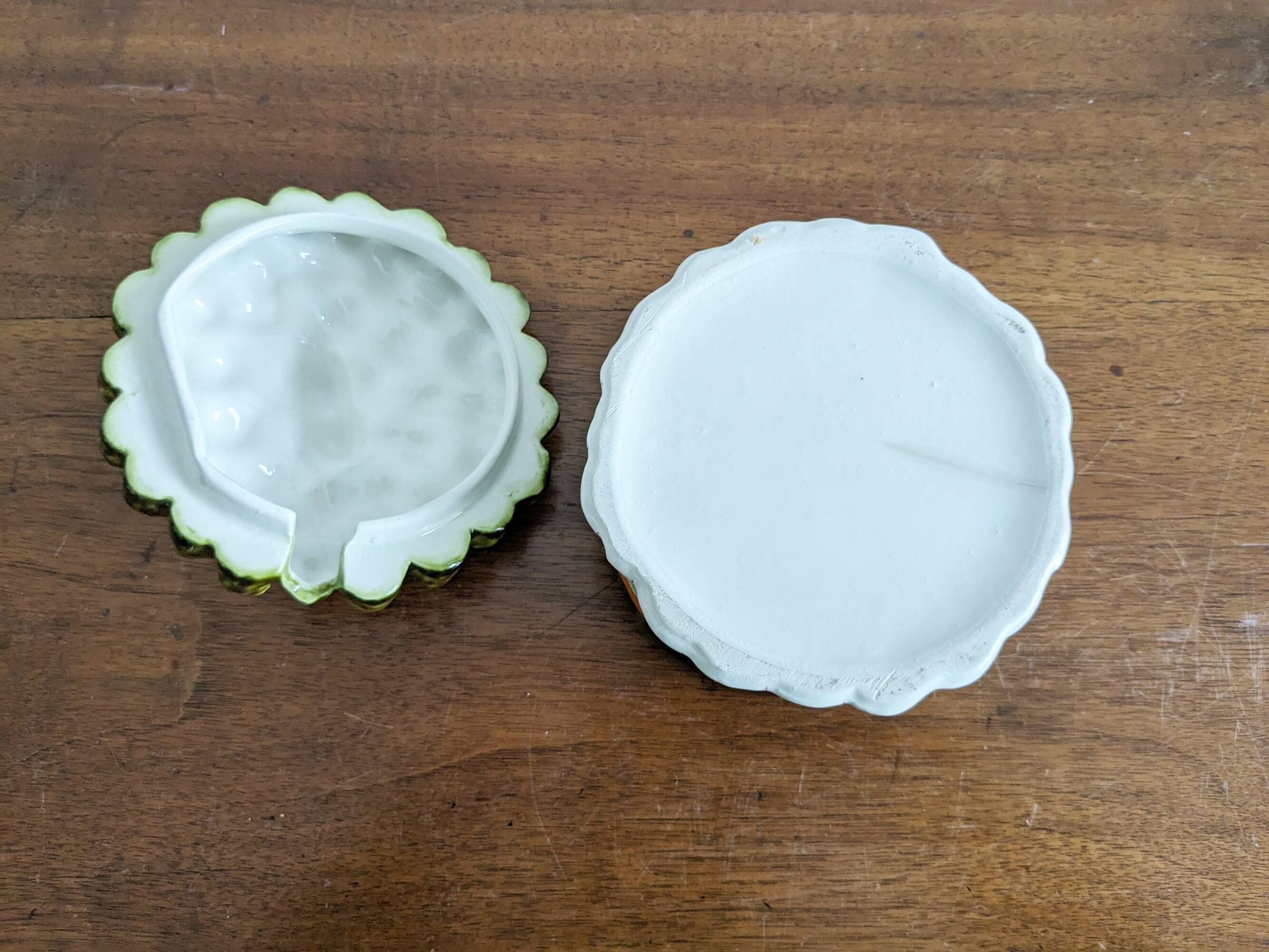 Vintage asparagus tableware sauce container, Italian majolica