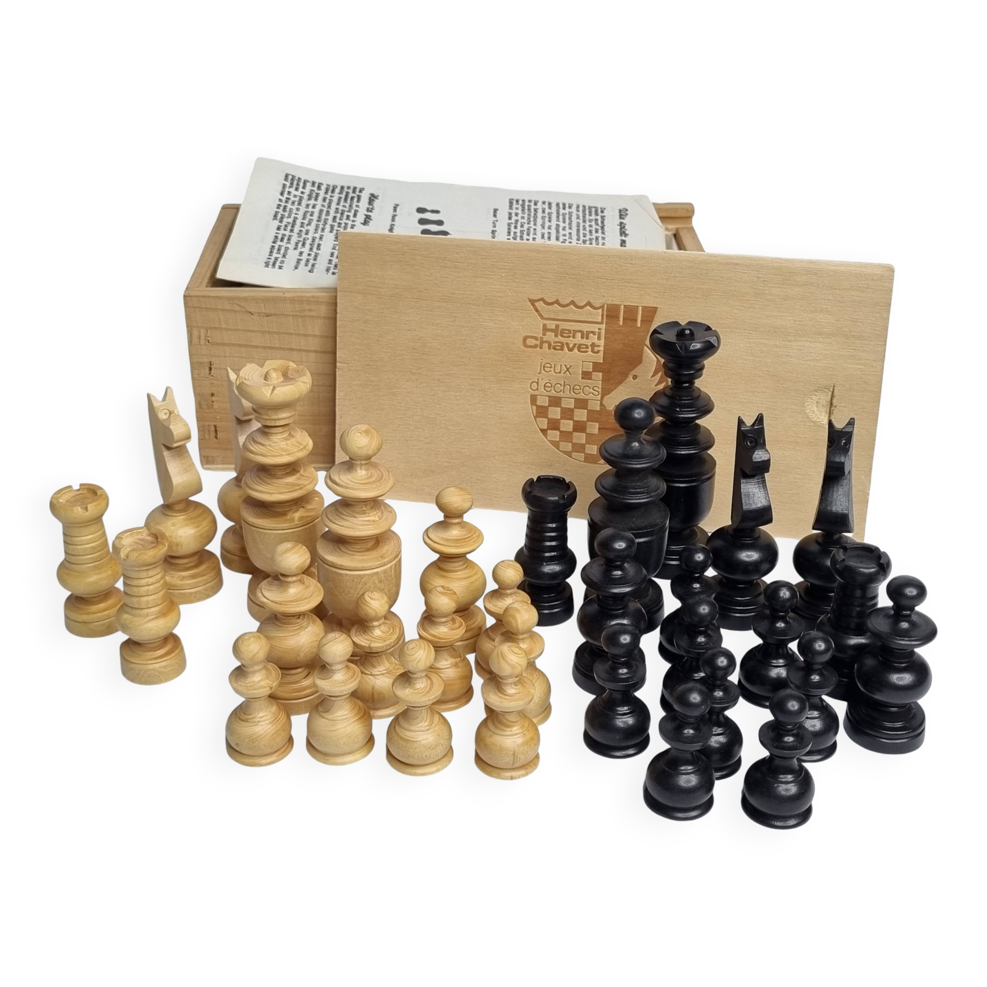 Jeu d'échecs en bois Henri Chavet modèle Régence