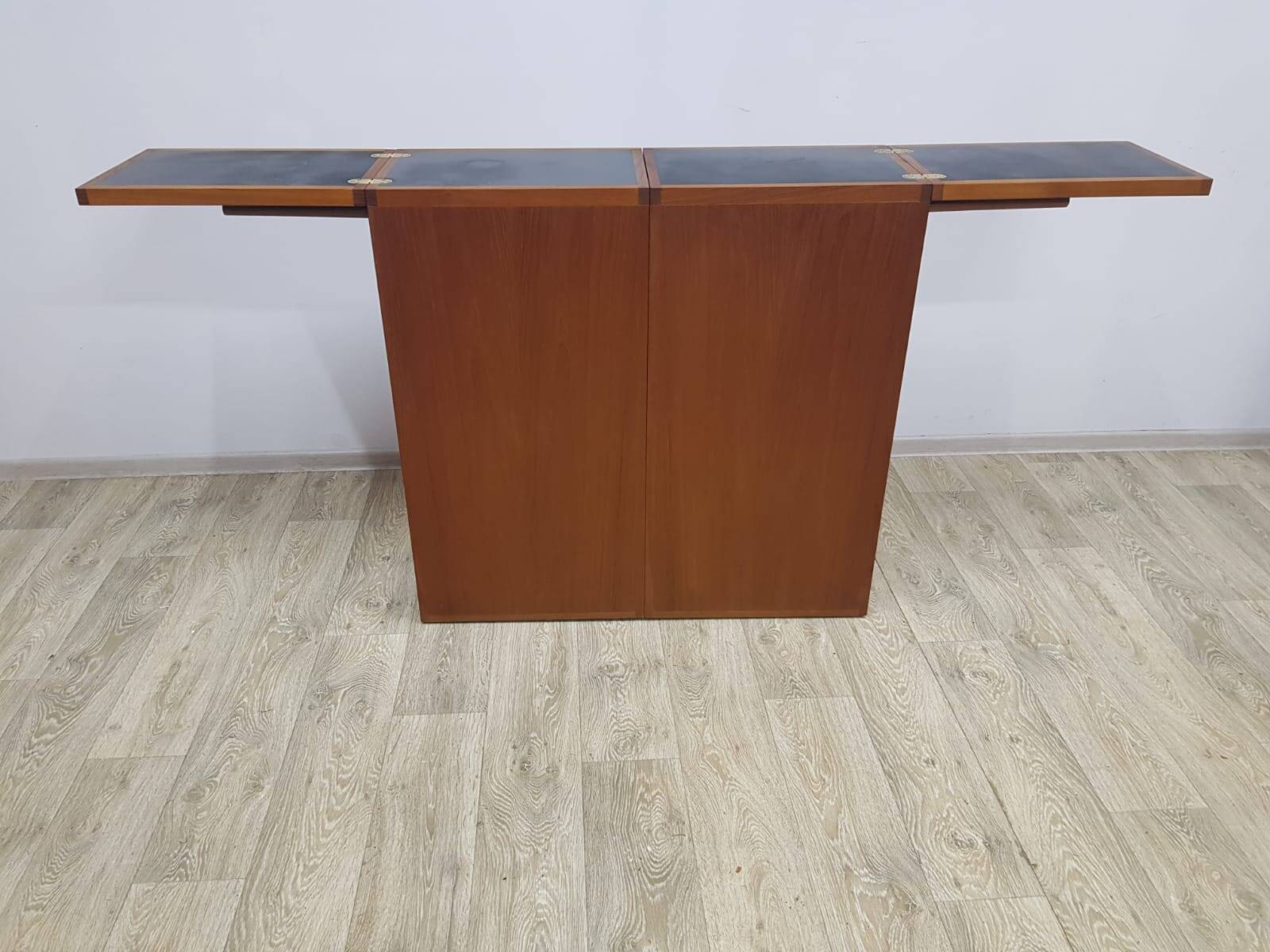 Design / Barek Teak Dyrlund / Reno Wahl Iversen / Danemark, années 1960