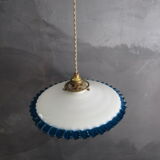 Old two-tone opaline suspension