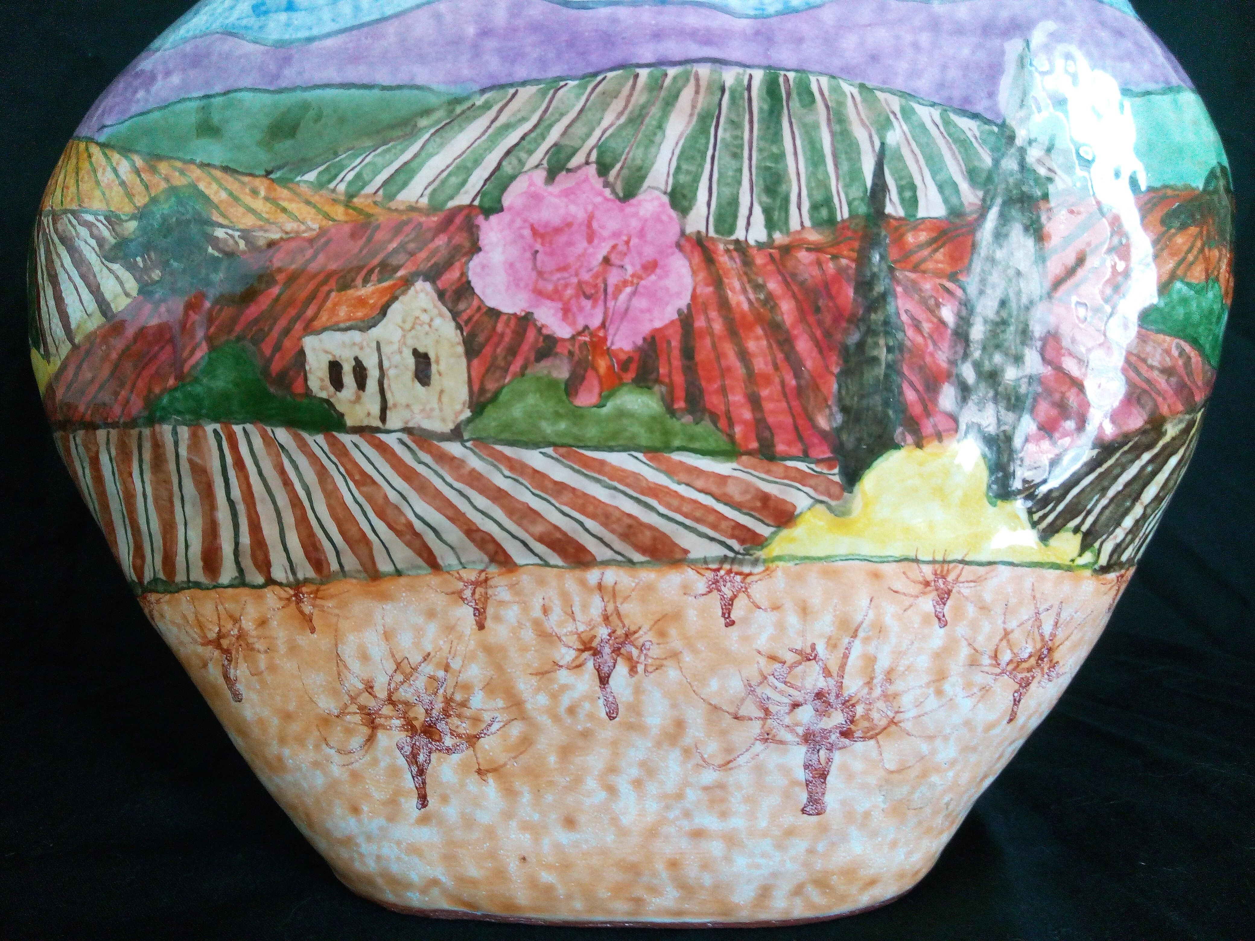 Vase Art Déco en grès, peint à la main d'un paysage champêtre