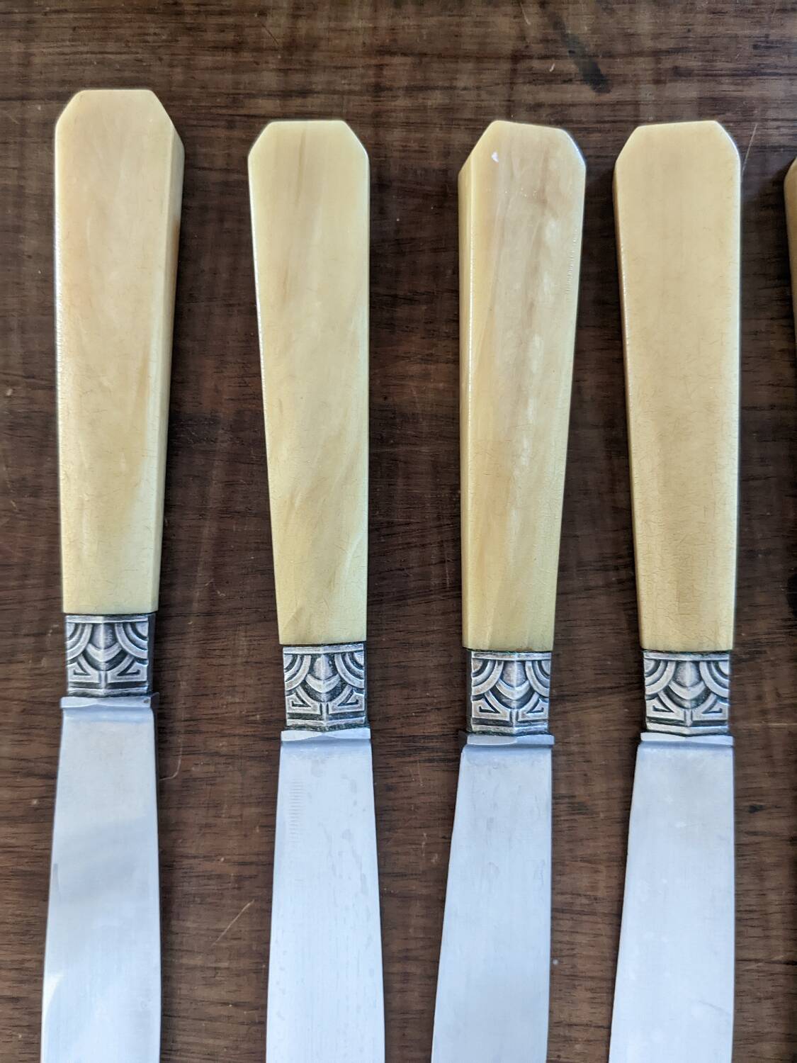 Set of 7 Apollonox knives