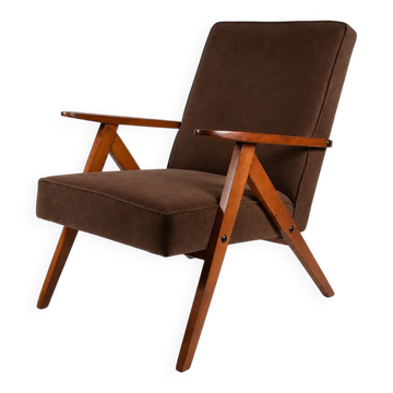 Original vintage armchair from the 1960s in chocolate brown velvet.