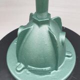 Workshop suspension with metallic green pole