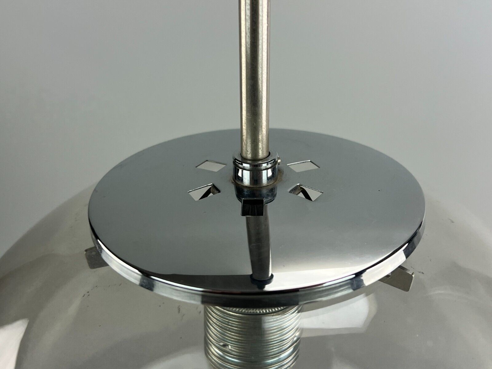 Limburg “Globe” pendant light