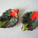 Set of 2 old Vallauris ramekin bowls with small retro decorative leaves