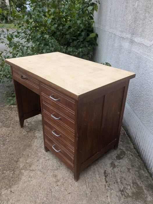 Adult desk from the 40s