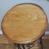 Pedestal table in wrought iron and wood