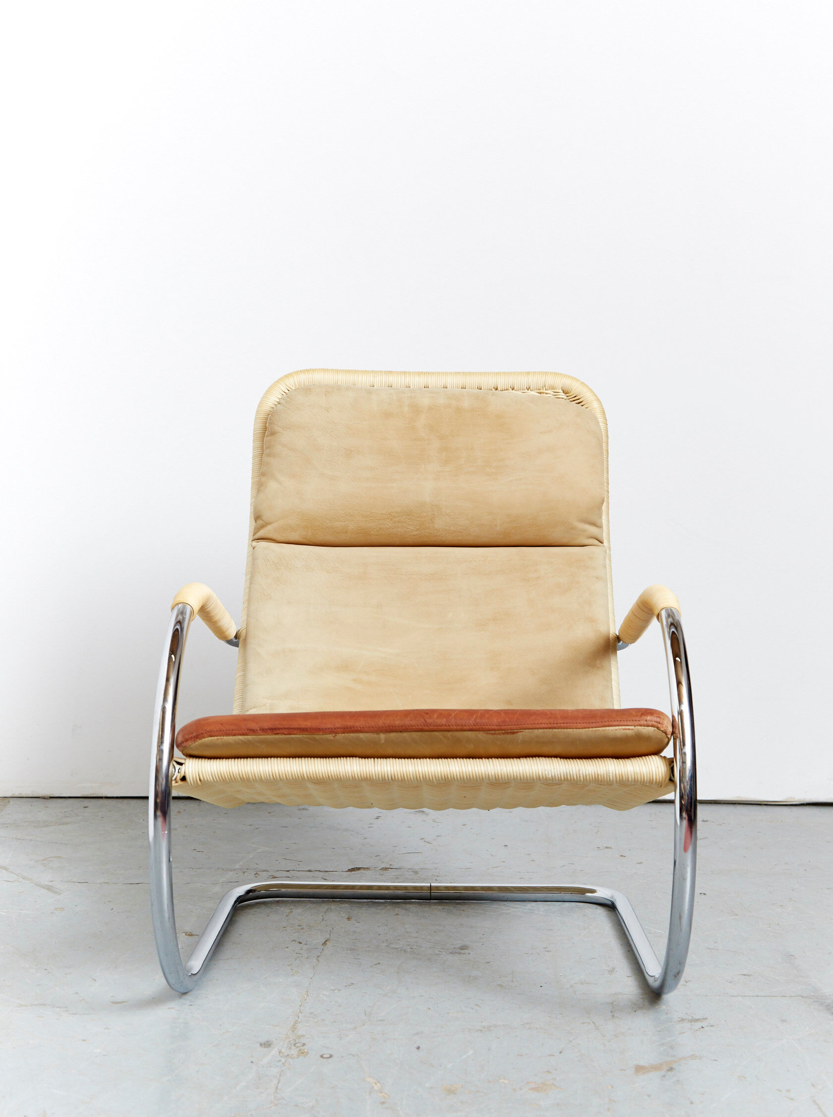 Anton Lorenz Bauhaus Cantilever D35 + Ottoman E35 for Tecta