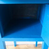 Table de chevet bleu