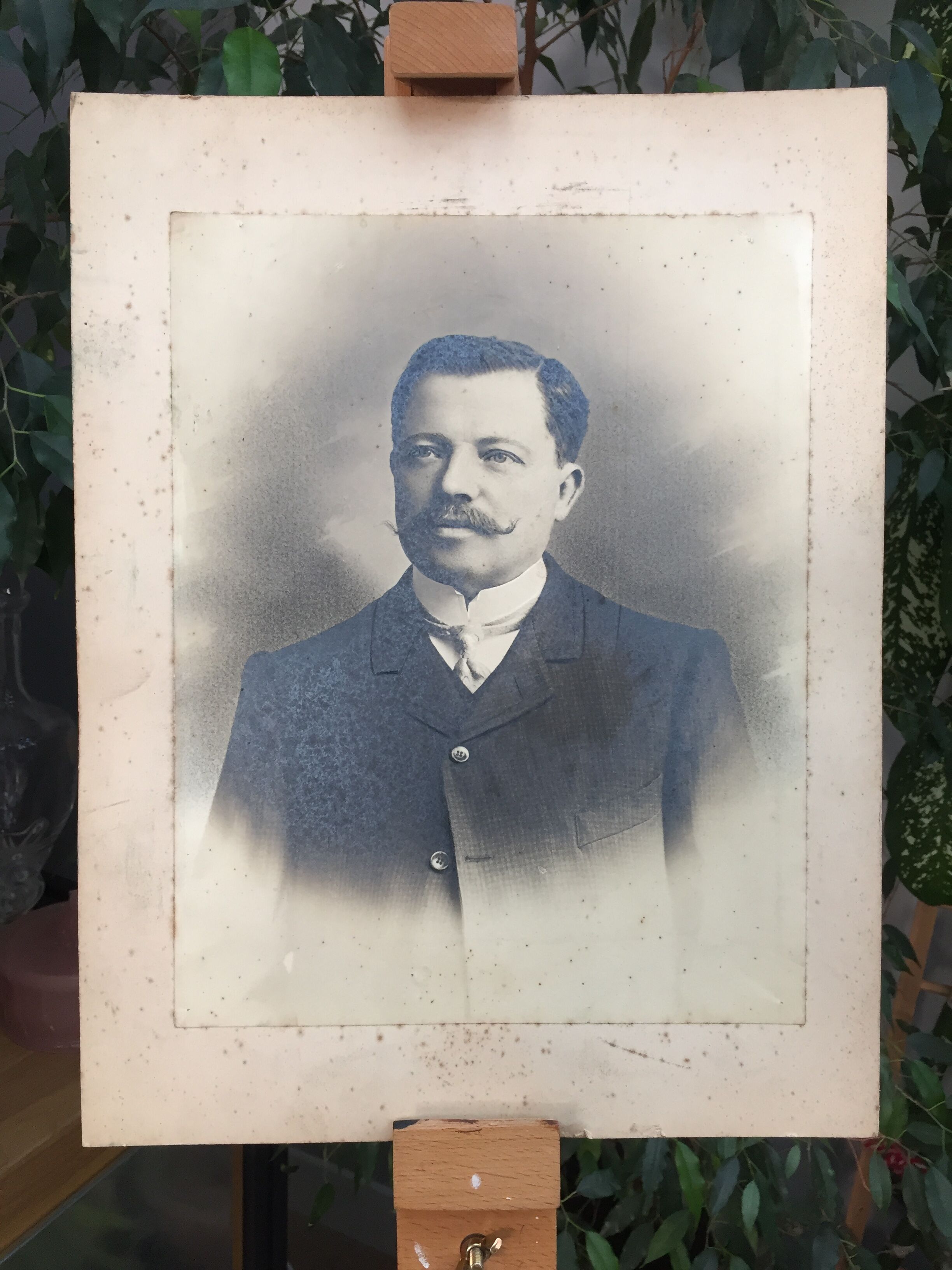 Antique, Old photography, Portrait Man, bourgeoisie, early twentieth, black and white, France