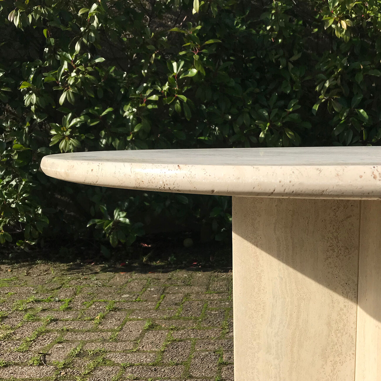 Italian travertine dining table, 1970