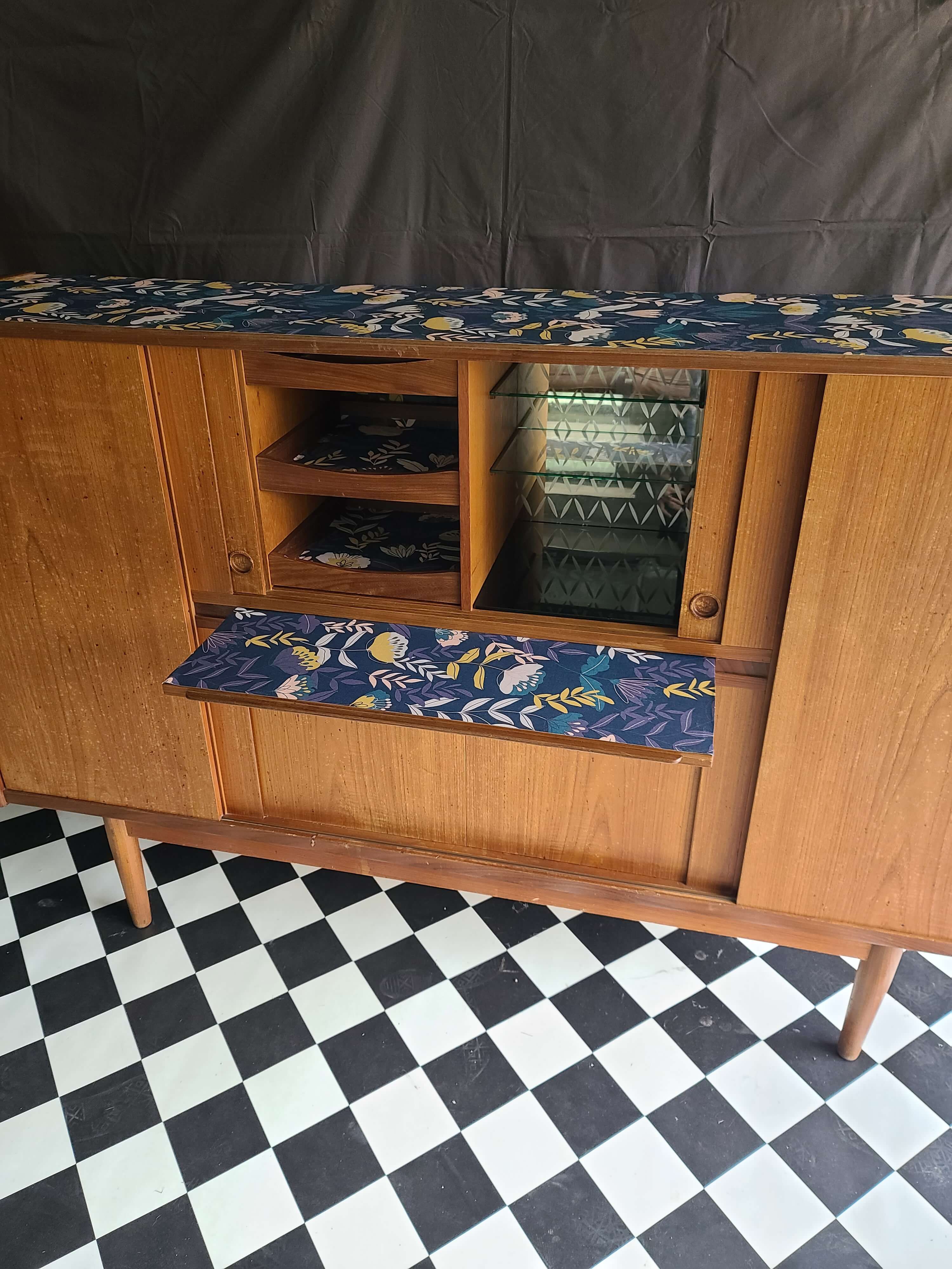 Scandinavian enfilade