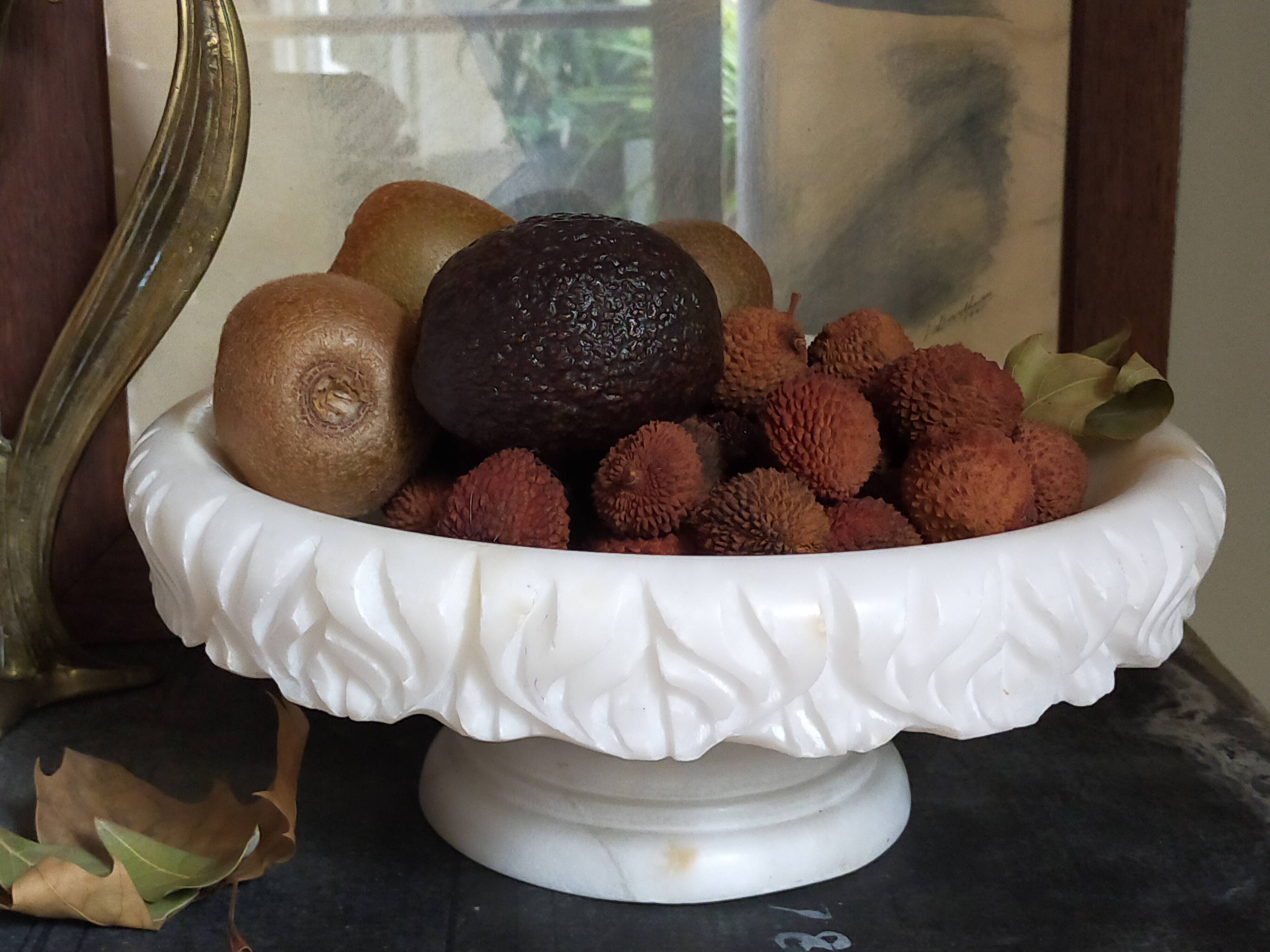 Alabaster fruit bowl from the 70s
