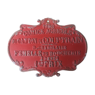 Red farm comic plate