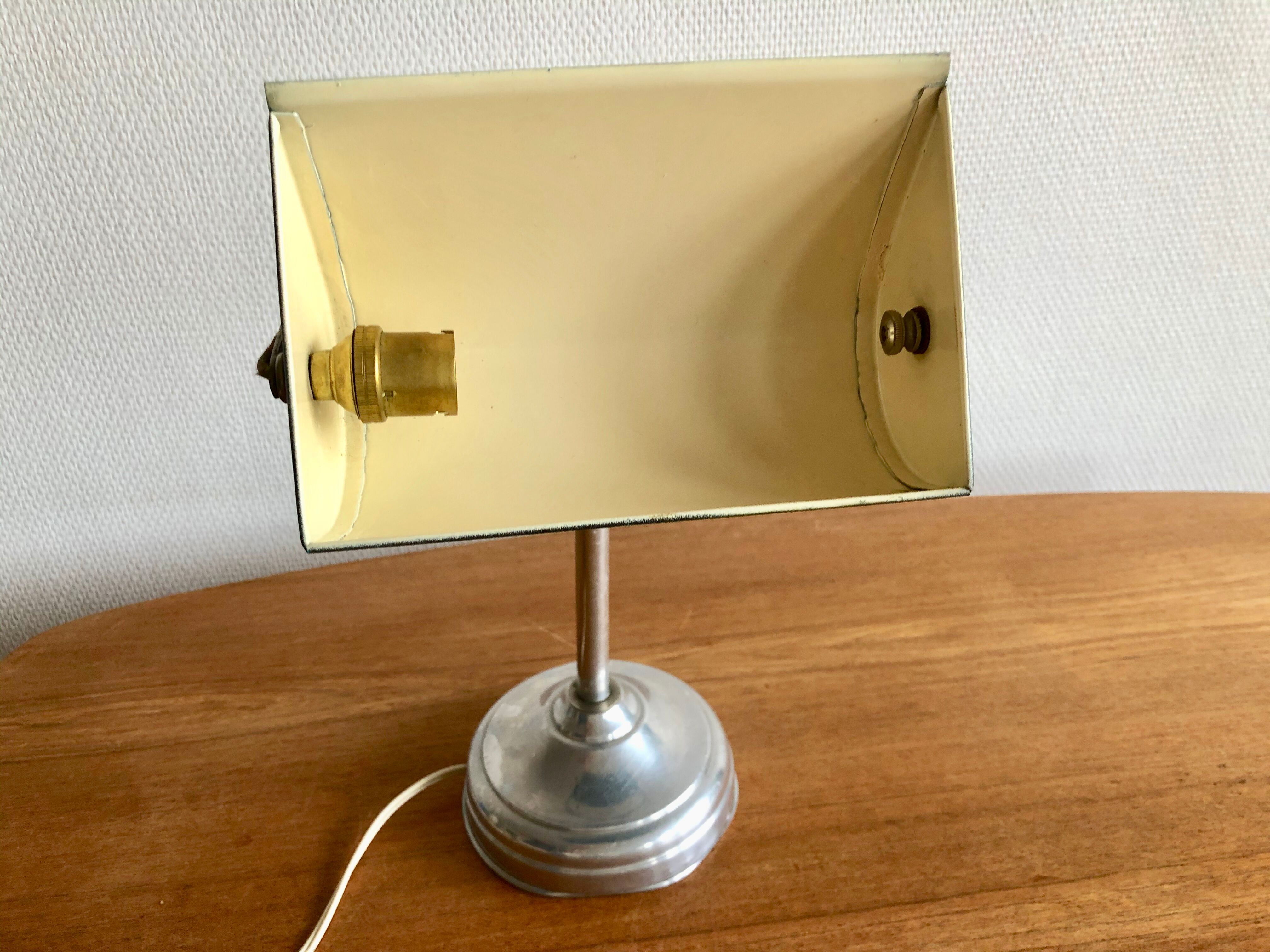 Notary lamp 1930