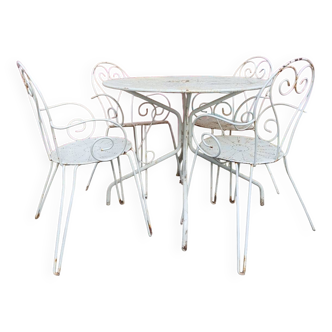 Belle Epoque wrought iron garden furniture