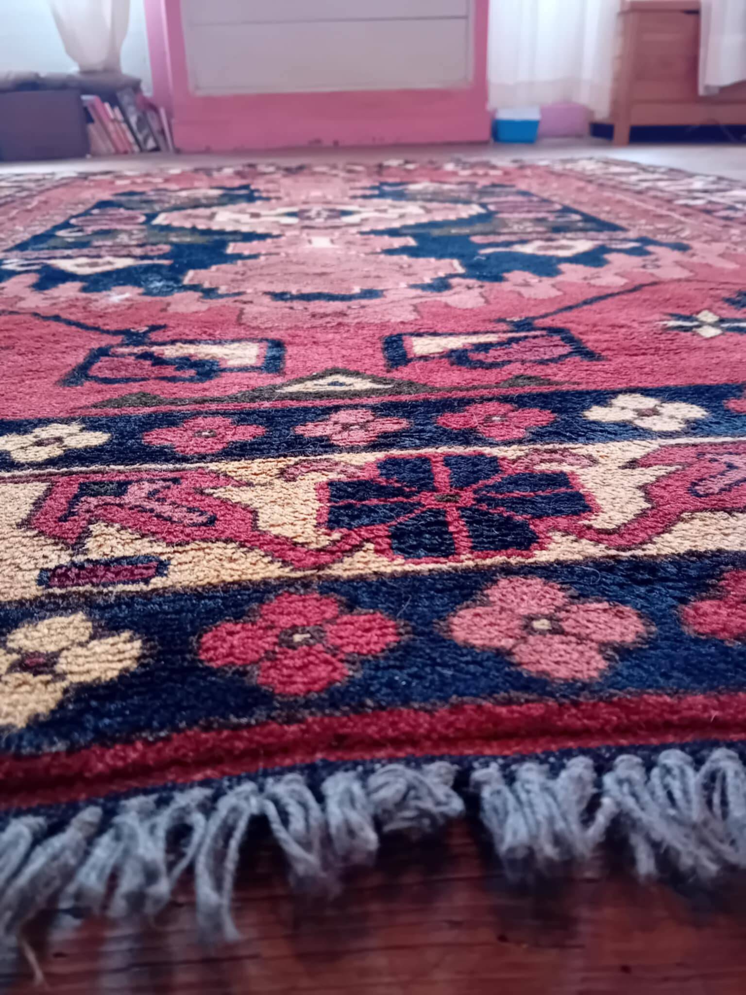 Handmade Pakistani Kazak Rug 196x152cm
