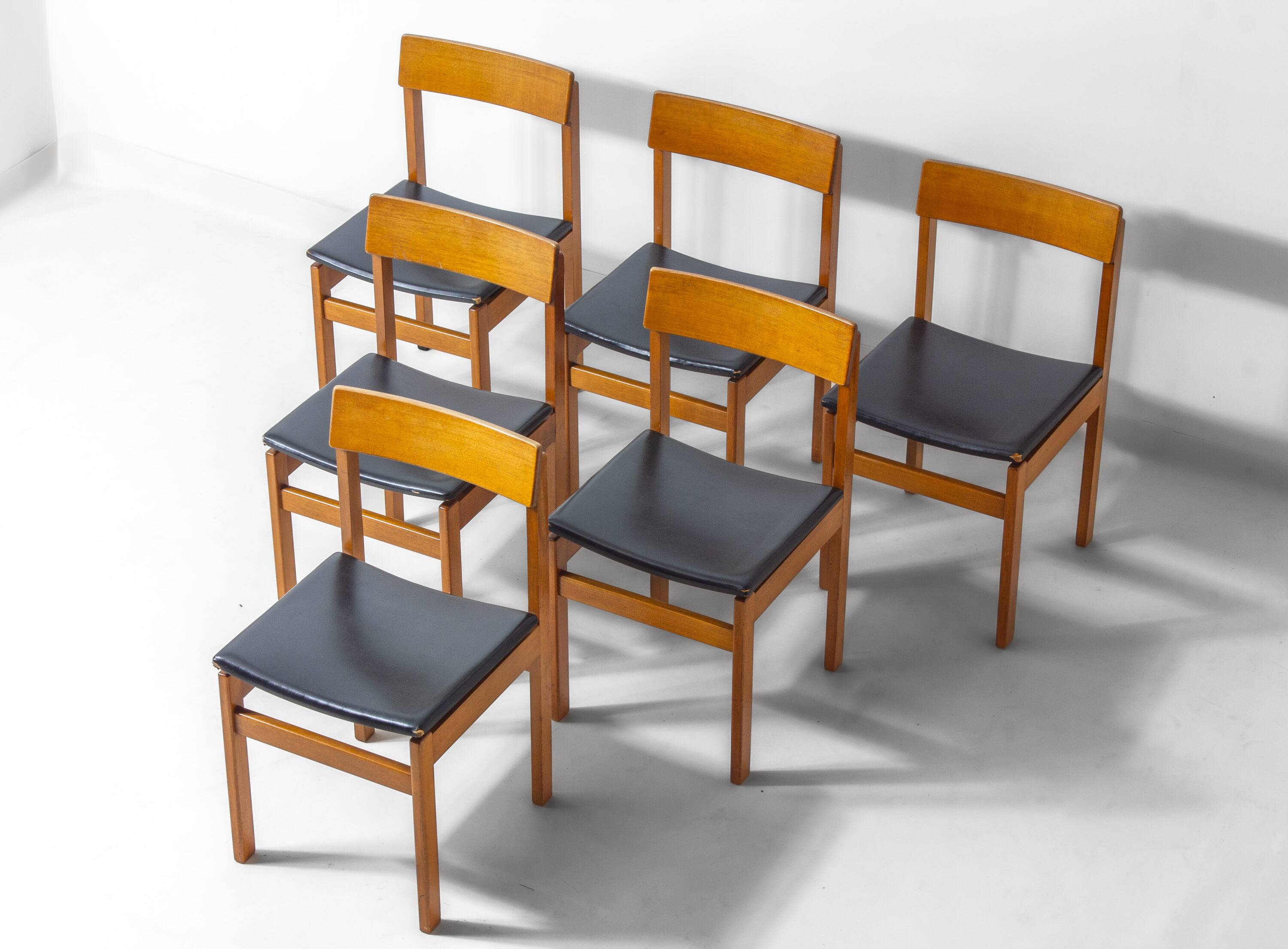 Set of 6 'Abstracta' dining chairs in beech by Jos de Mey, Belgium 1960s