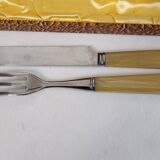 Serving cutlery