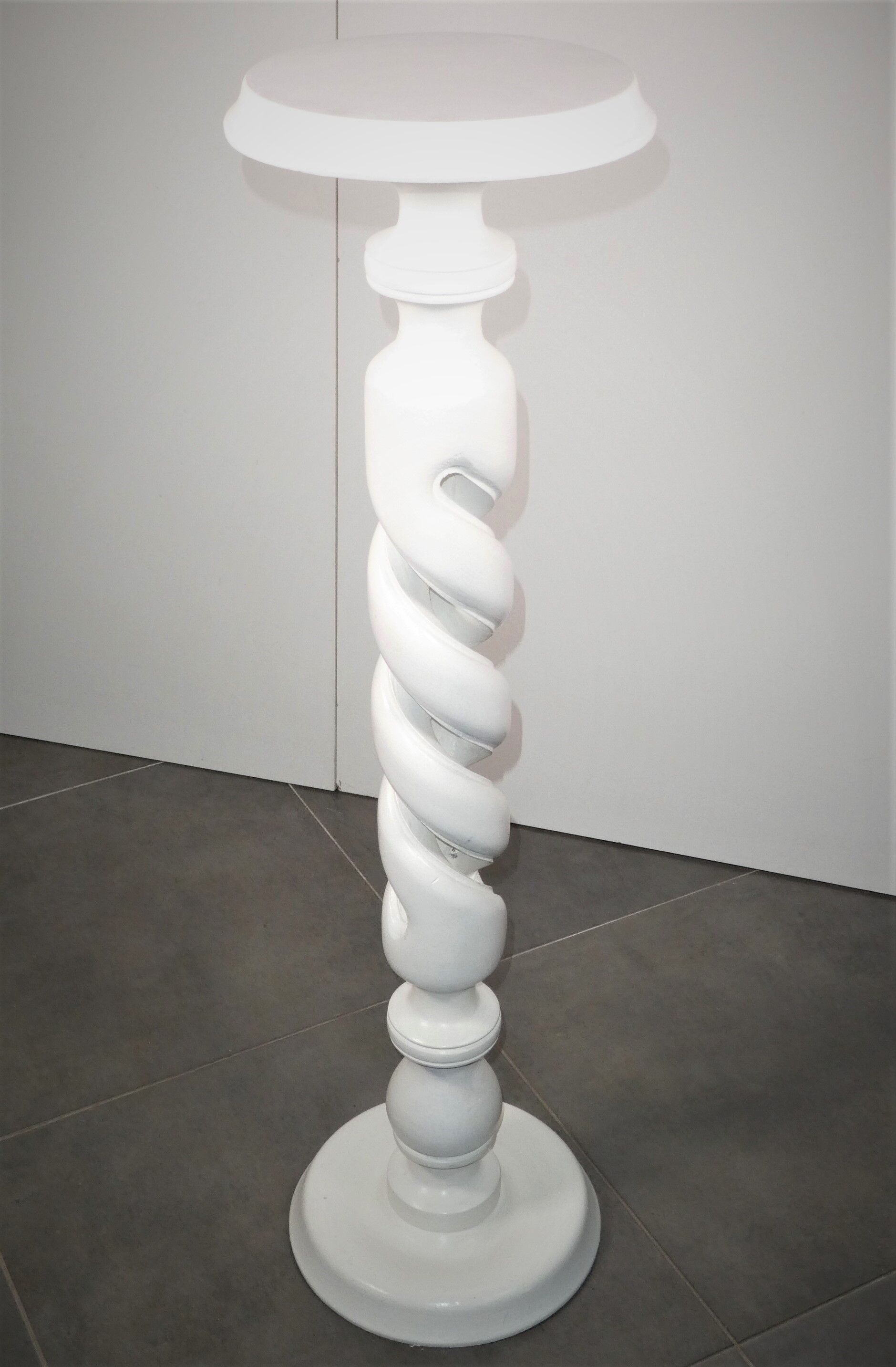 Turned wooden harness