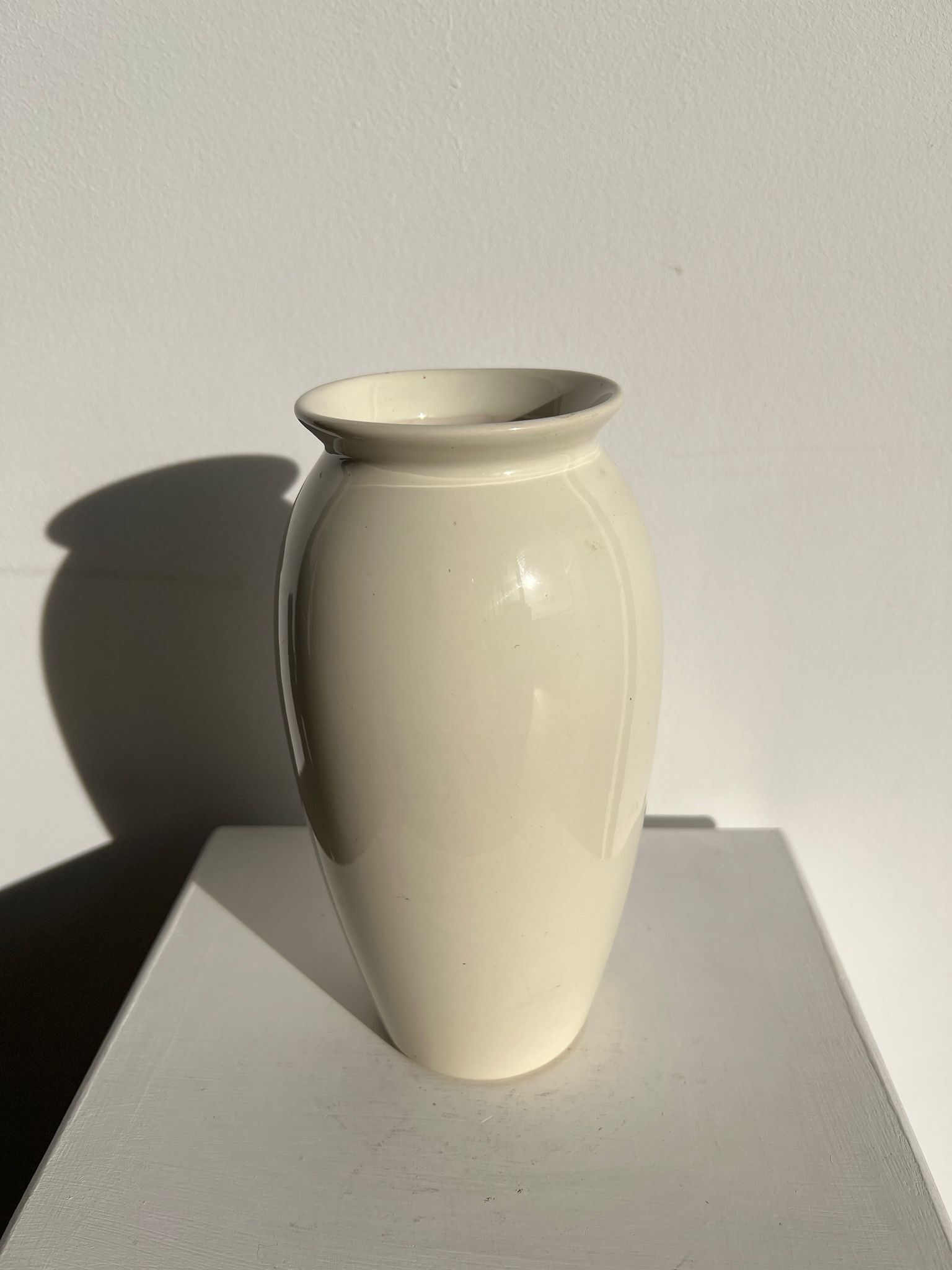 Vase oblong en céramique blanc Habitat vintage