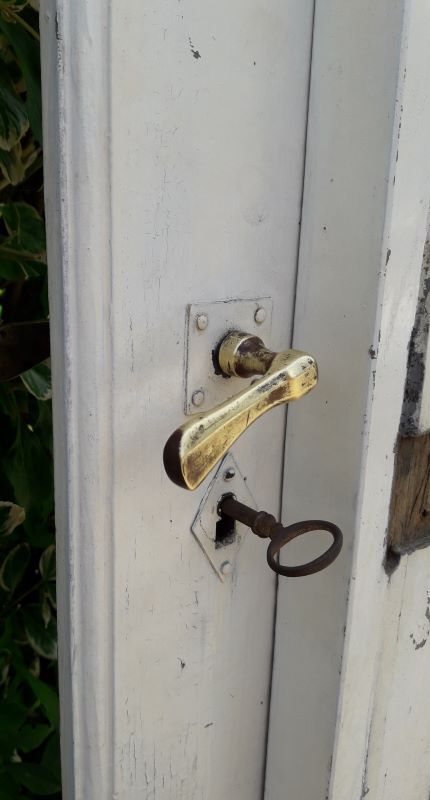 Entrance door 105x211cm + frame