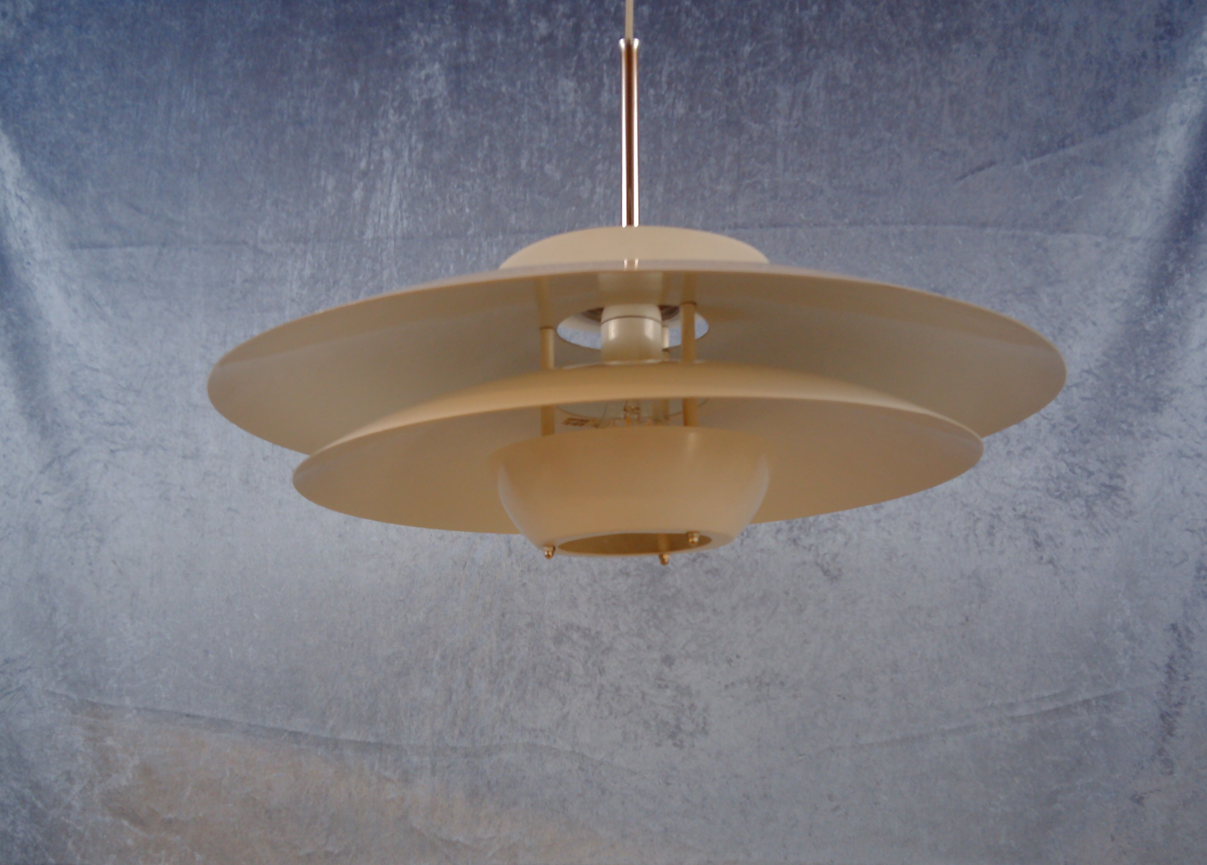 Vintage pendant Typ 3952 for Elidus AB. 1970's.