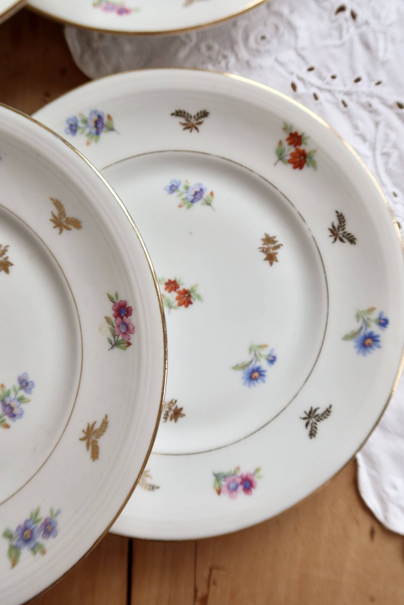 6 vintage dessert plates porcelain from Limoges – small flowers