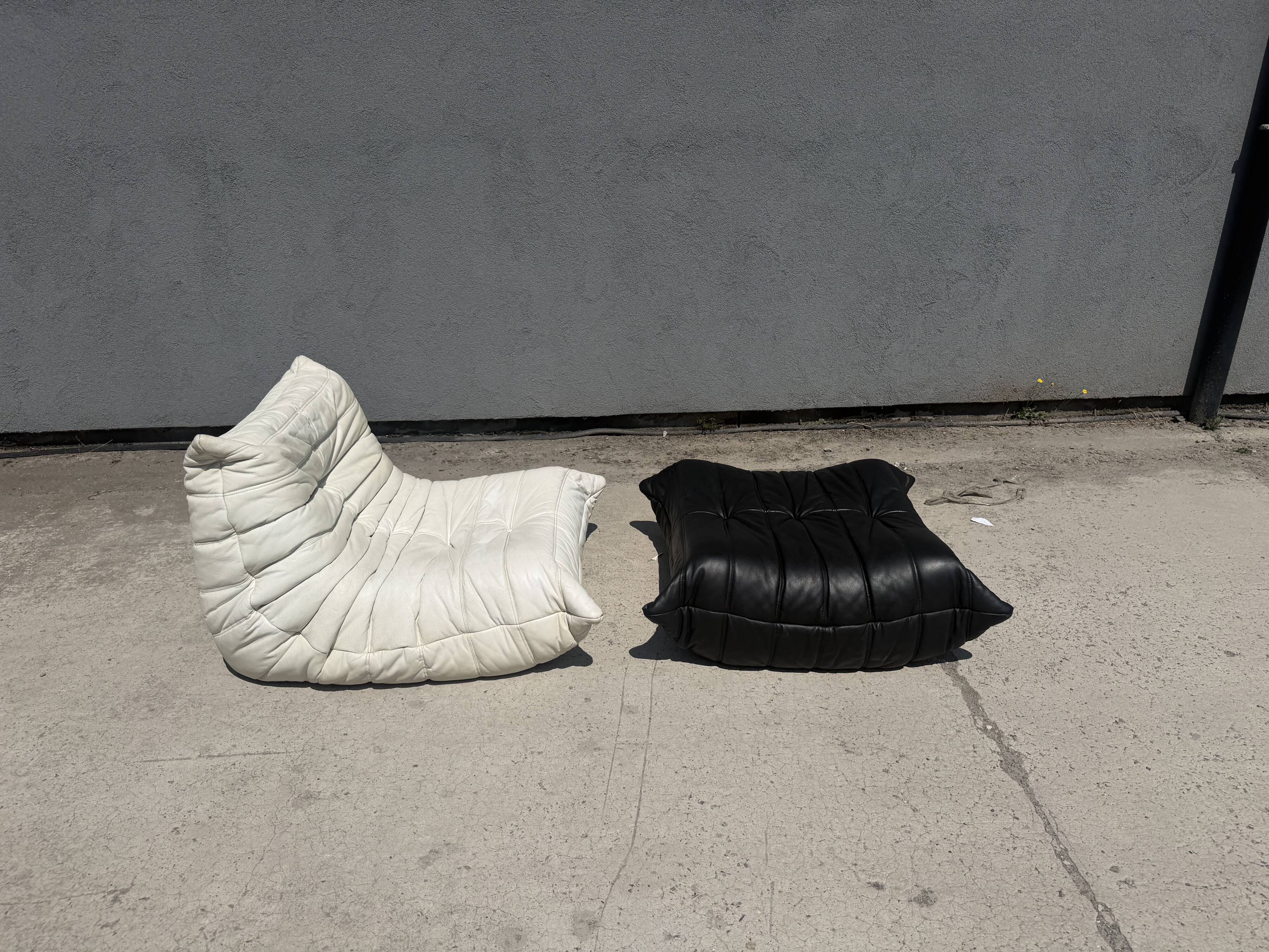 100% authentic Ligne Roset Togo 1-seater + pouf original leather Black & White