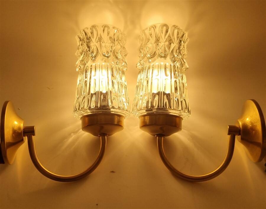 Pair of wall sconces