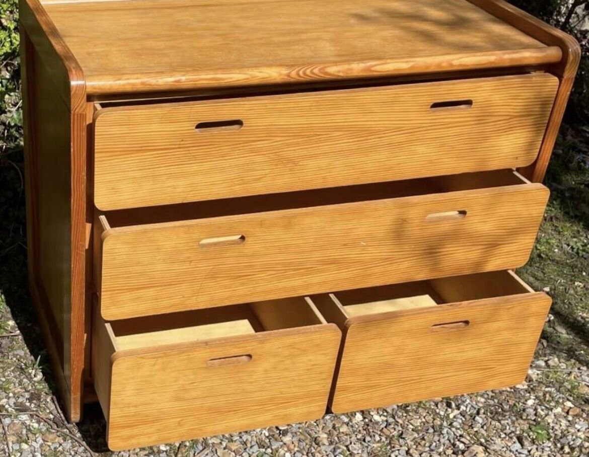 80s chest of drawers