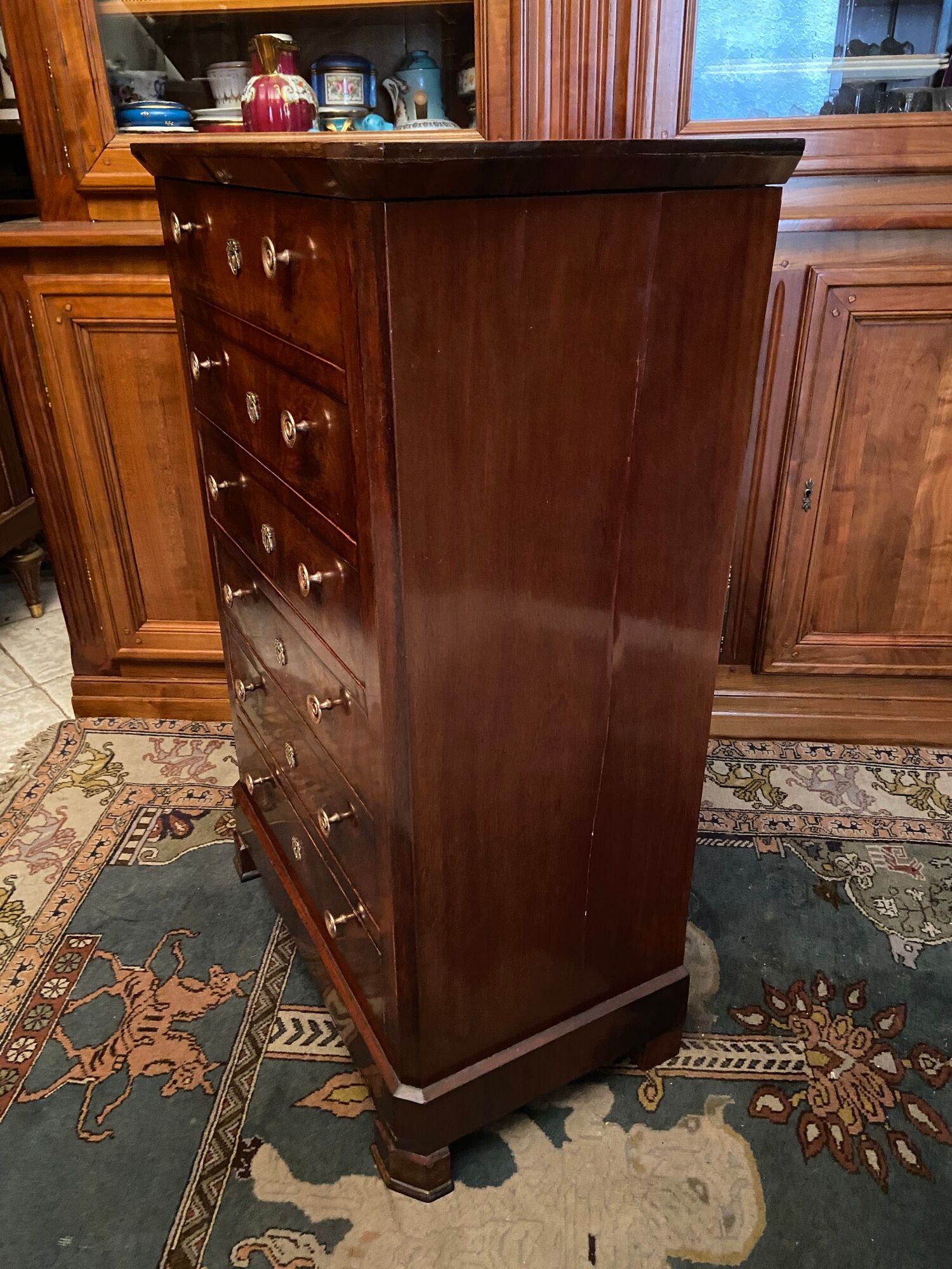 Chest of drawers with 6 drawers mahogany style Restoration