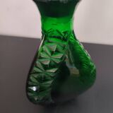 Carafe vintage verte en verre ciselé