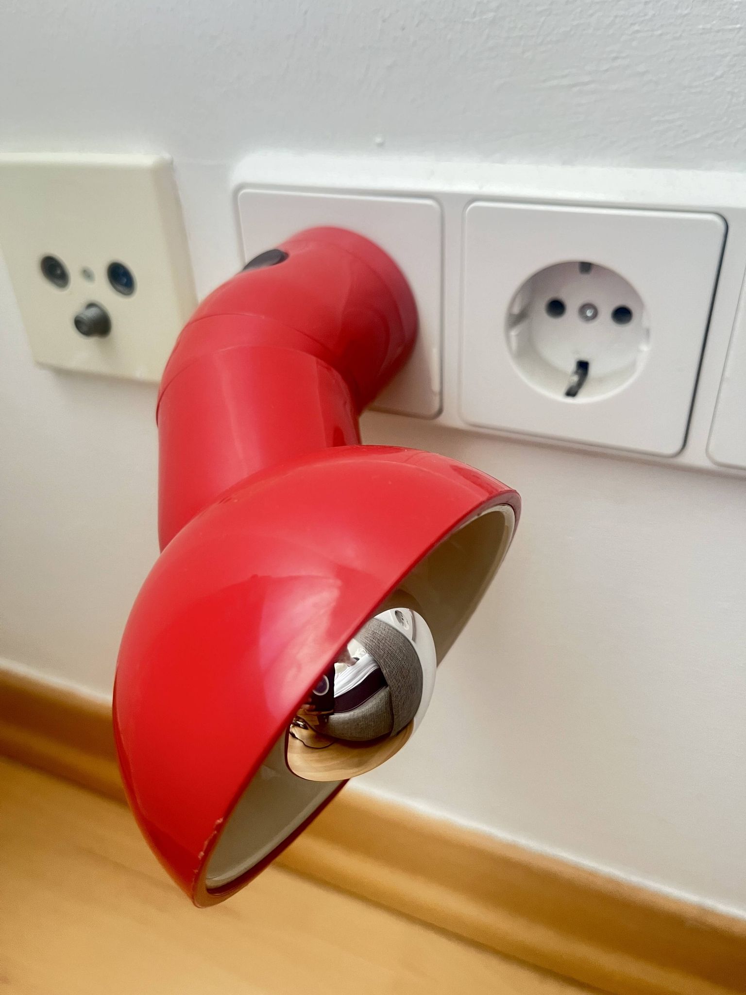 Vintage Danska Red Robot Wall Lamp, Space Age DL Lampen, 1970s Denmark