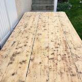Farm table