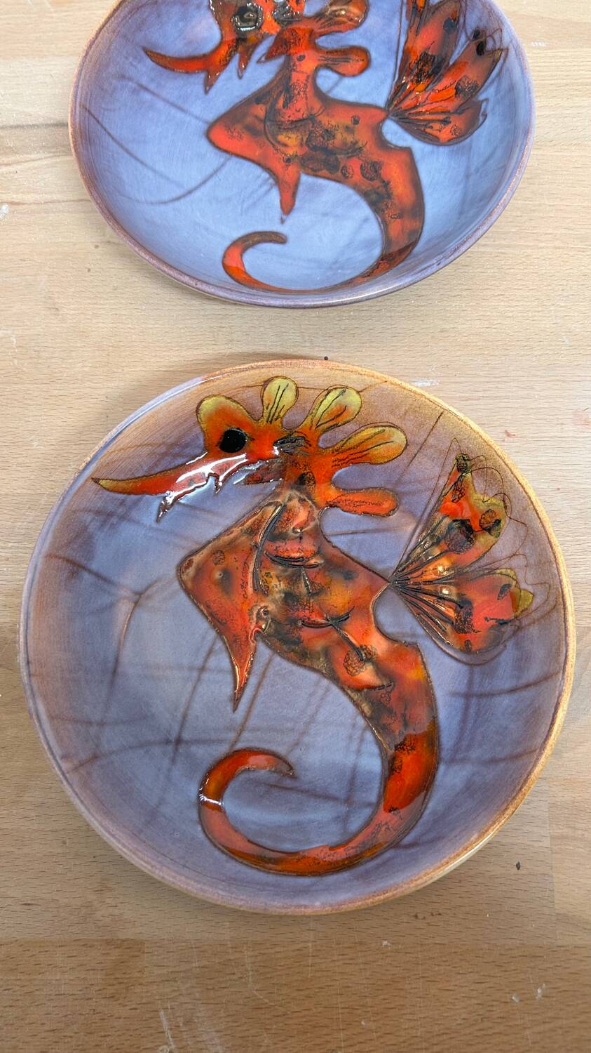 Set of 2 Seahorse plates by Monique Brunner in Vence