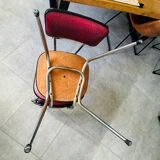 Pair of raspberry-colored chairs from the 60s/70s with metal legs