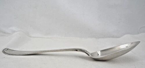 Serving spoon, silver, 18th century, straight thread pattern.
