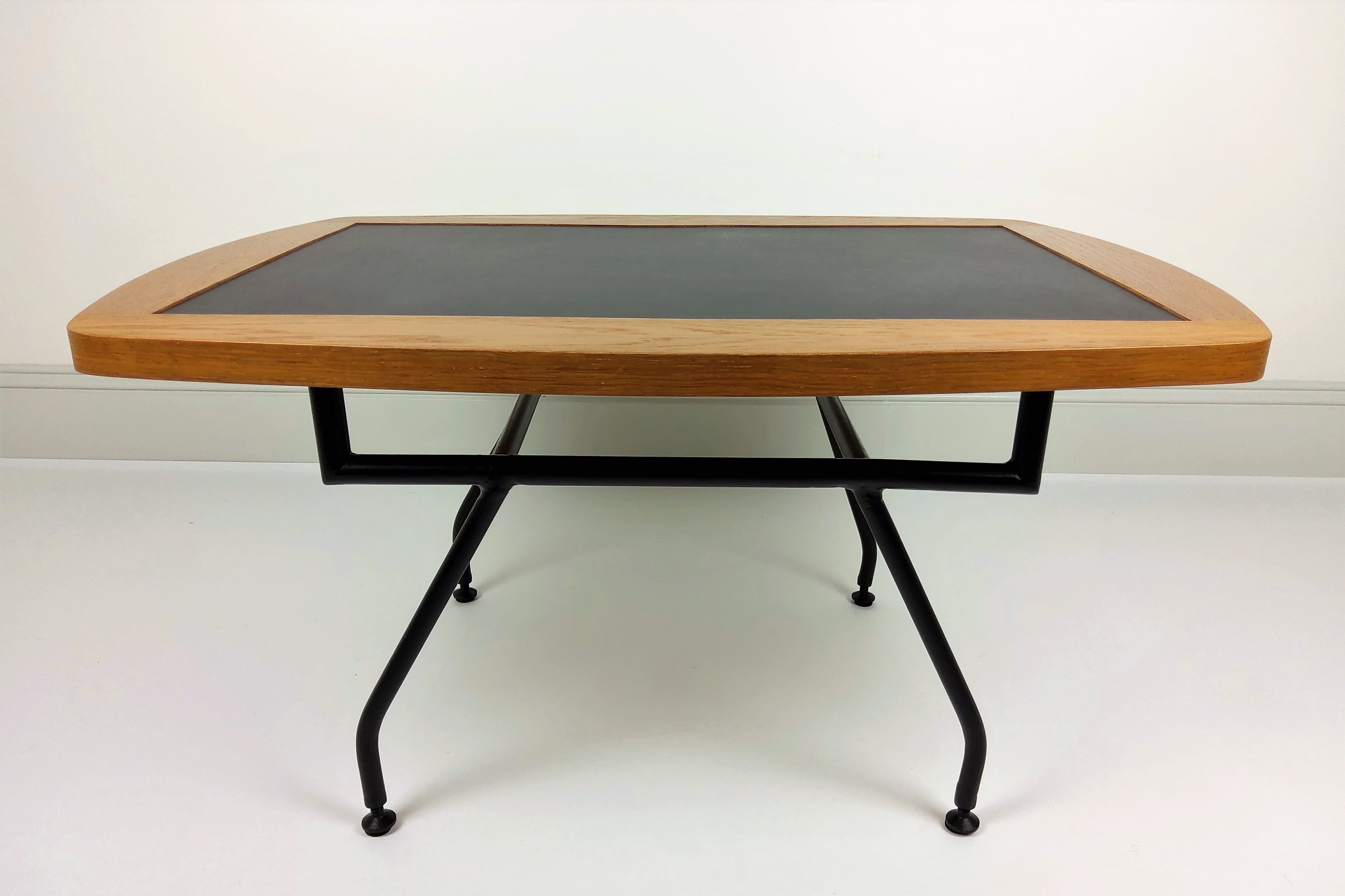 Vintage coffee table 1950