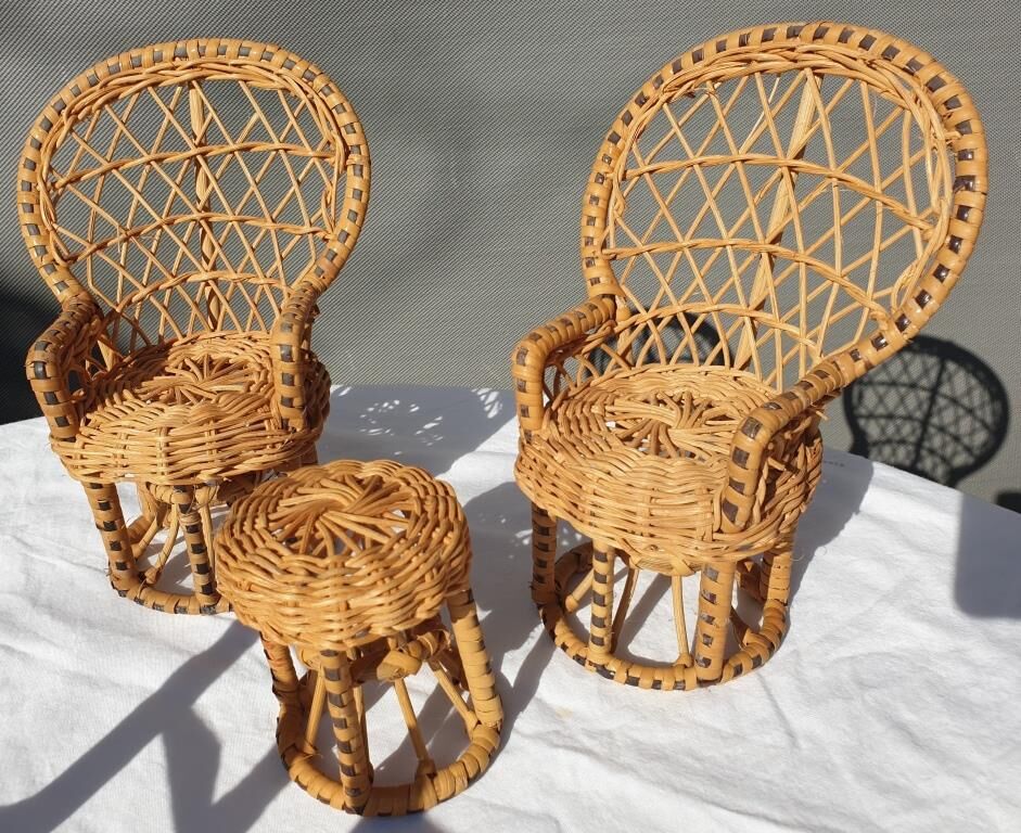 Lot 8 miniature vintage toys tables and seats