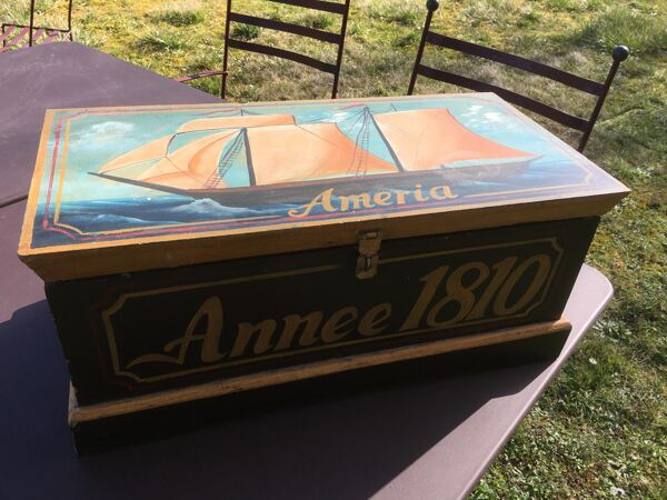 Coffre en bois peint  ''Améria 1810