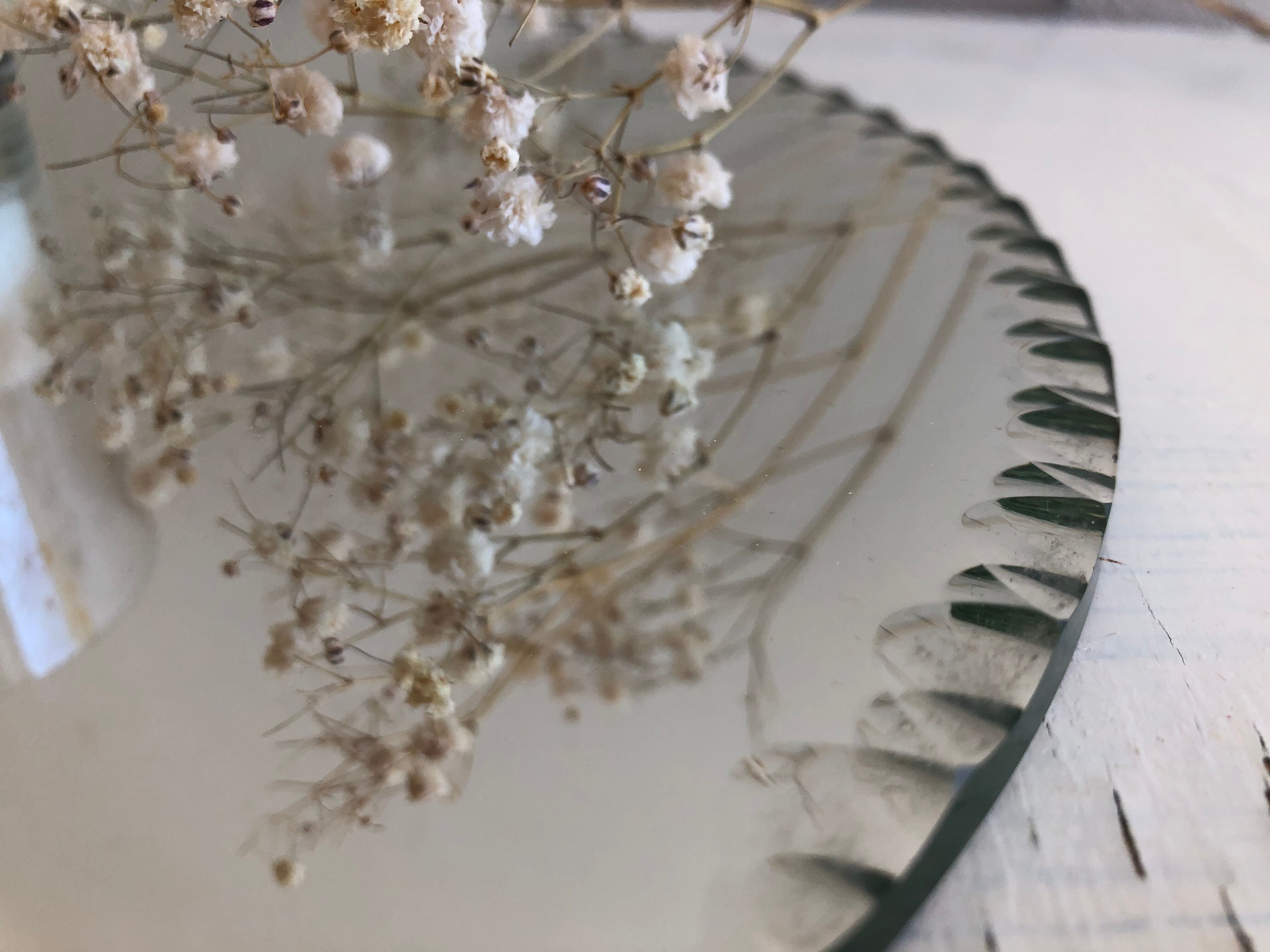 Round bevelled mirror 30cm