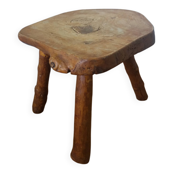 Tabouret tripode brutaliste